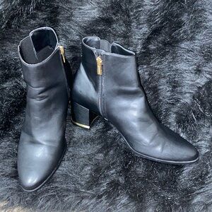 Calvin Klein Women’s  Black leather Ankle boots